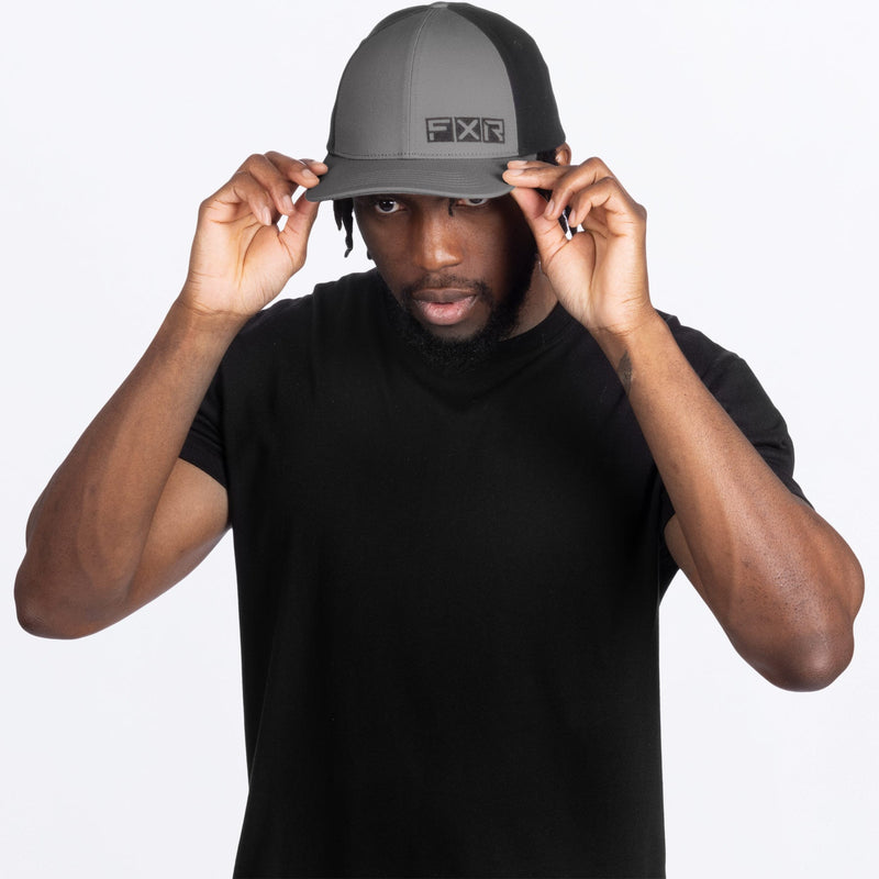 Chargez l'image dans la visionneuse de la galerie, Victory_Hat_U_GreyBlack_251639-_0510_model
