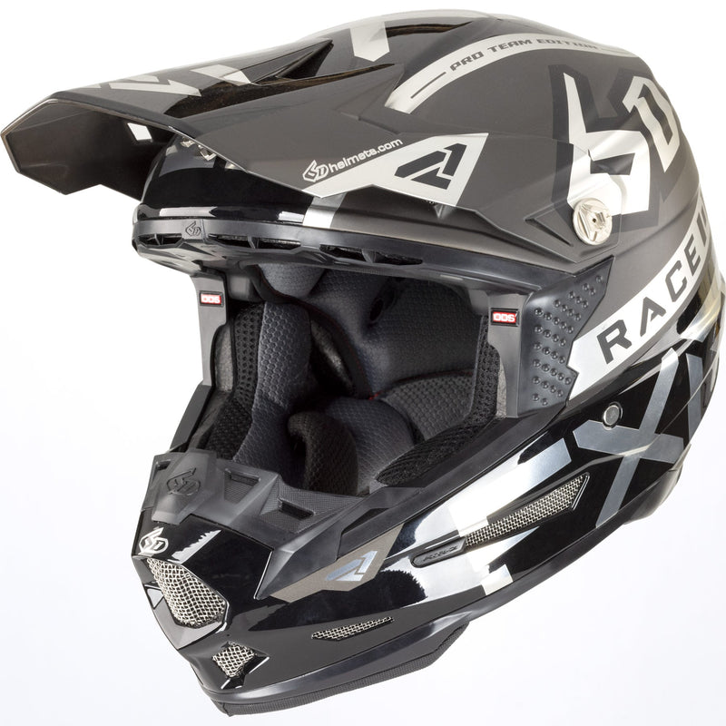 Chargez l'image dans la visionneuse de la galerie, 6D-ATR2_Helmet_CharChromeBlack_210610-_0809_front
