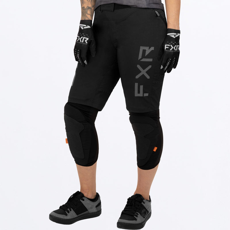 Chargez l'image dans la visionneuse de la galerie, RevoMTB_Short_W_Black_232309-_1000_Front
