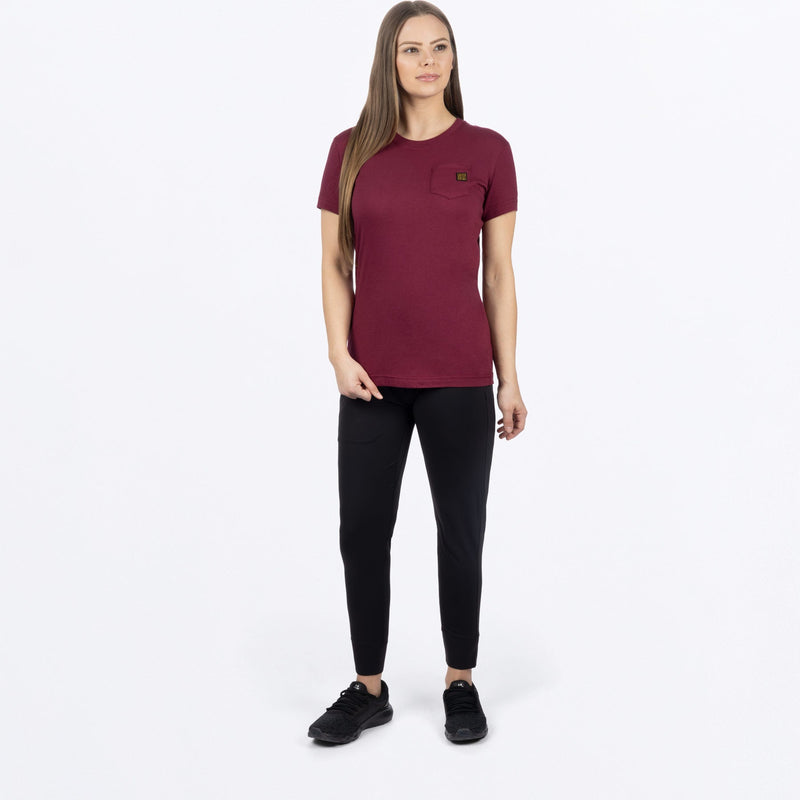 Chargez l'image dans la visionneuse de la galerie, WorkPocketPrem_Boyfriend_TShirt_W_Merlot_241416-_2700_Fullbody
