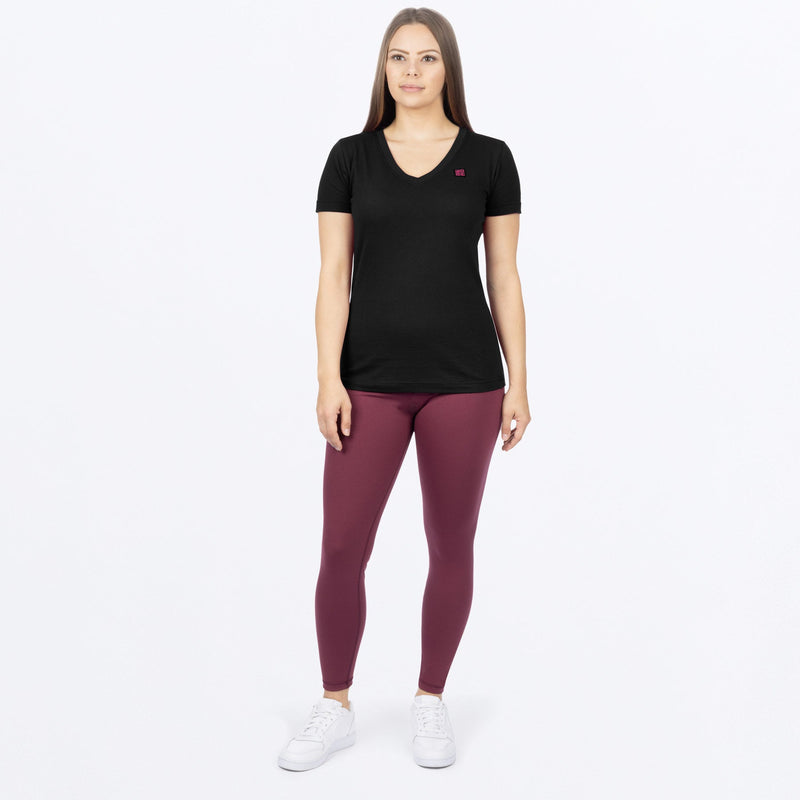 Chargez l'image dans la visionneuse de la galerie, RideXPrem_VNeck_TShirt_W_BlackRazz_241417-_1028_Fullbody

