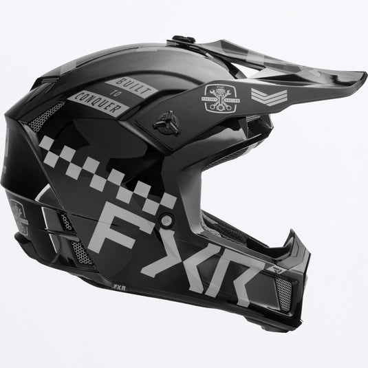 ClutchGladiator_Helmet_Chrome_SKU_240628-_0900_Extra2