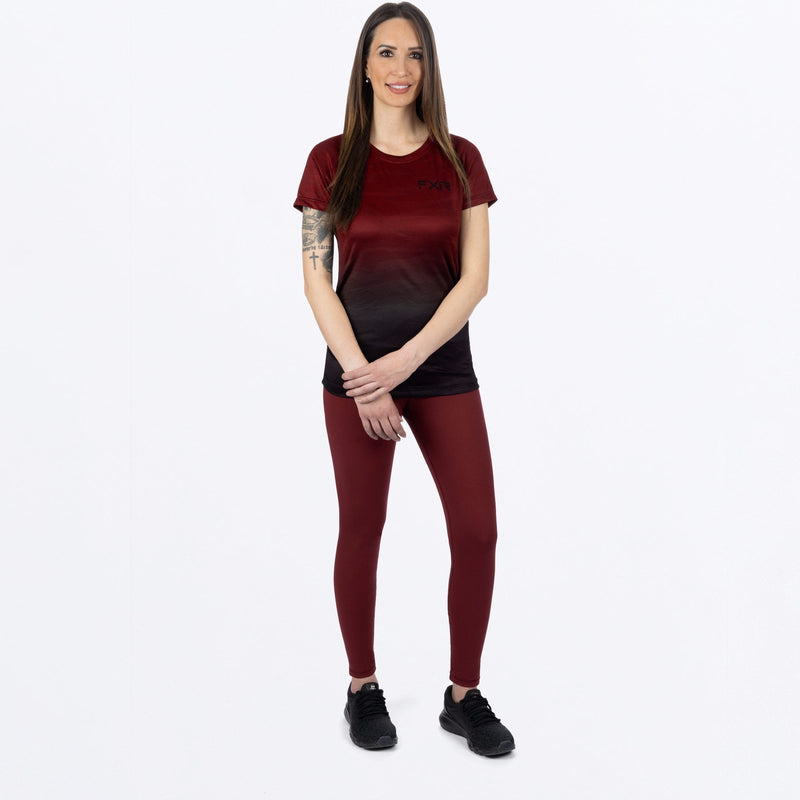 Chargez l'image dans la visionneuse de la galerie, ExhaleActive_TShirt_W_Merlot_231419-_2712_Fullbody
