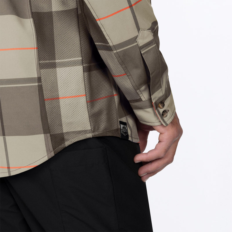 Chargez l'image dans la visionneuse de la galerie, MBreezePerformanceUPFLongsleeve_Shirt_StoneBronze_SKU_262043-_1738_Extra4
