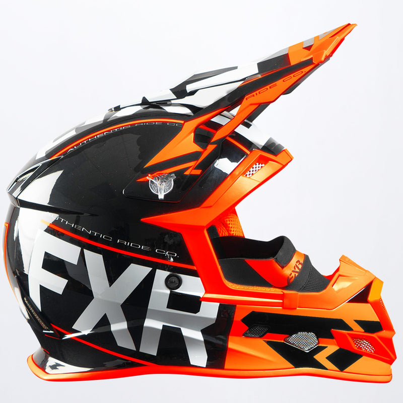 Chargez l'image dans la visionneuse de la galerie, Boost Clutch Helmet
