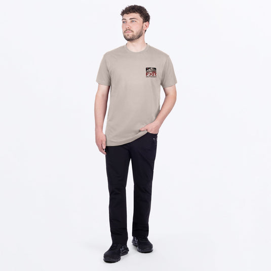 MMountainPremium_T-Shirt_SandOxblood_SKU_271308-_1727_Extra1