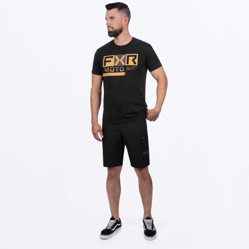 Chargez l'image dans la visionneuse de la galerie, Moto_PremiumTShirt_M_BlackGold_242069-_1062_frontFULL
