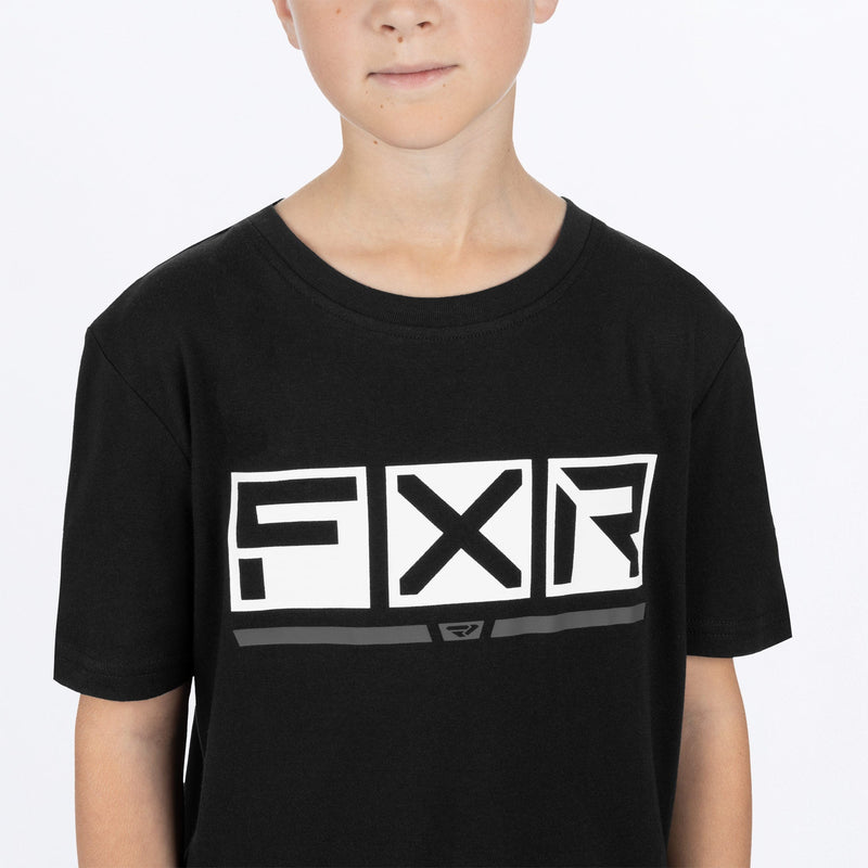 Chargez l'image dans la visionneuse de la galerie, Podium_PremiumTShirt_BlackWhite_Y_242281-_1001_Detail
