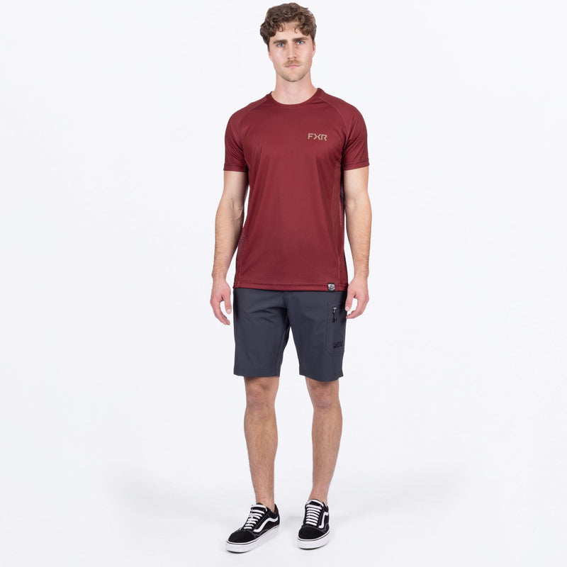 Chargez l'image dans la visionneuse de la galerie, AttackUPF_TShirt_M_OxbloodStone_252095-_2717_Fullbody

