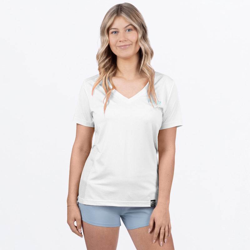 Chargez l'image dans la visionneuse de la galerie, RushUPF_VNeck_Shirt_W_WhiteMauiBlue_252270-_0159_front
