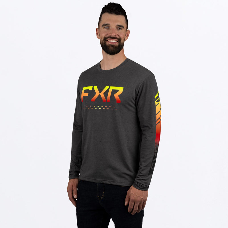 Chargez l'image dans la visionneuse de la galerie, MHeliumTechLongsleeve_Jersey_CharHeatherInferno_SKU_231360-_0810_Front

